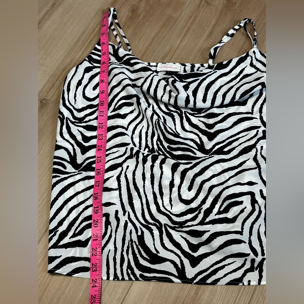Alythea Zebra Print Cowl Neck Cami Tank Top Black White Size Large - Picture 5 of 7